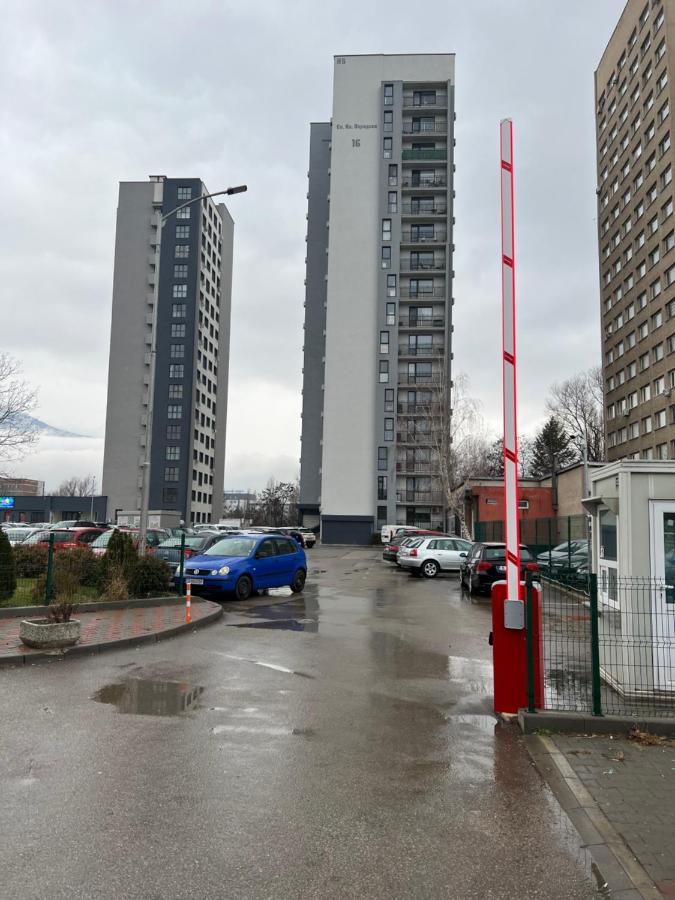 City View Apartment + Parking София Екстериор снимка
